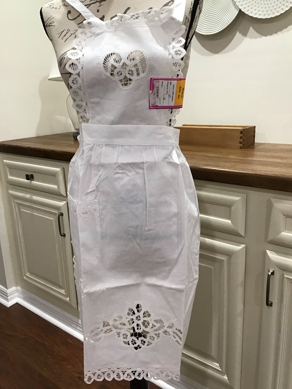 Vintage White Embroidered Lace Apron